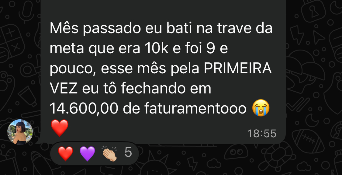 Depoimento de consultora de estilo relatando resultado de faturamento